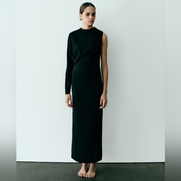 Zara Asymmetric Elegant Black Knit Midi Dress - Picture 2 of 13